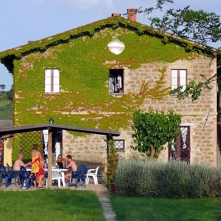 Maulbeerbaeume Auf Dem Bauernhof By Interhome *