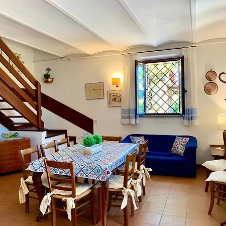 Maulbeerbaeume Auf Dem Bauernhof By Interhome Ferienhaus Torgiano